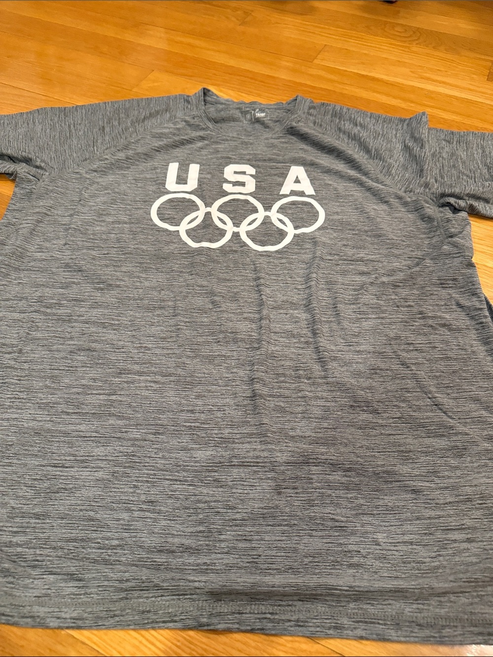 Team apparel USA crew neck short sleeve shirt size XXlarge .